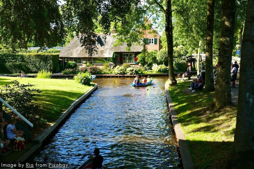 Giethoorn Tours From Amsterdam | Book Tours &Amp; Tickets