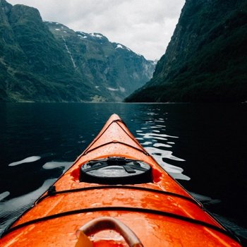 kayaking img
